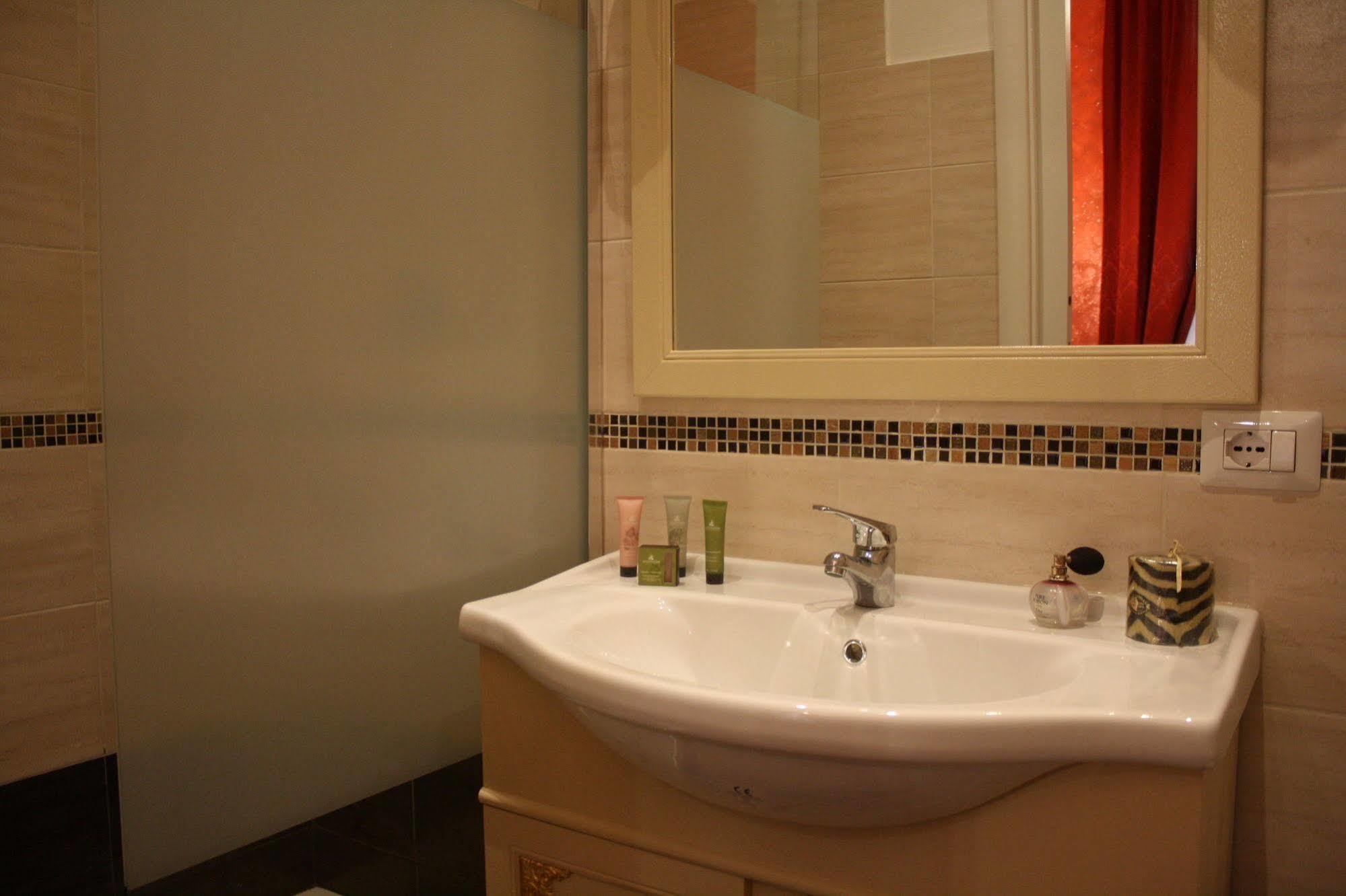 Pope'S Suites Roma Exterior foto